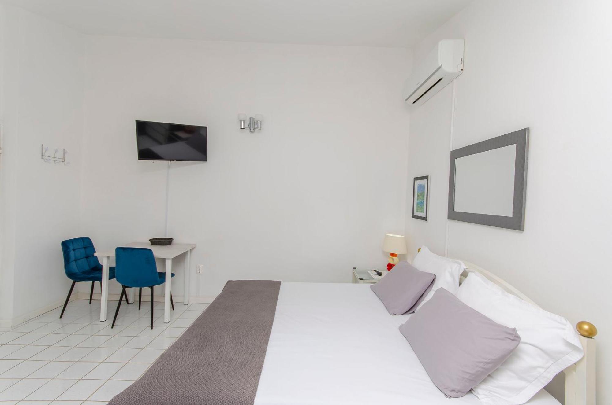 Apartments And Rooms On The Beach Vodice Extérieur photo